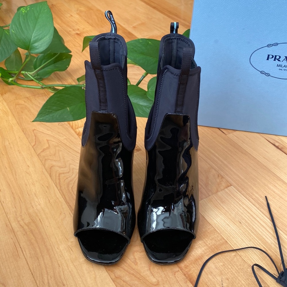 Prada Neoprene Heels 40.5